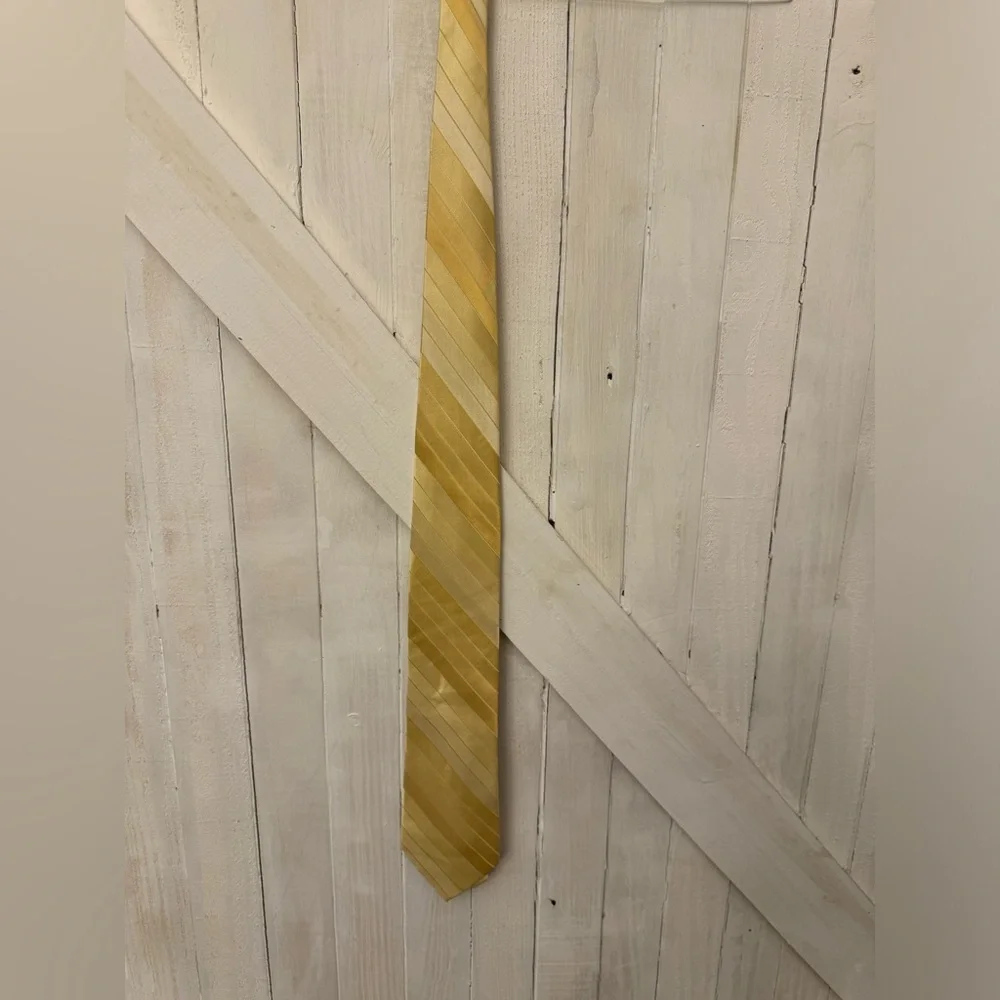 Perry Ellis Portfolio - Gold / Striped - Neck Tie